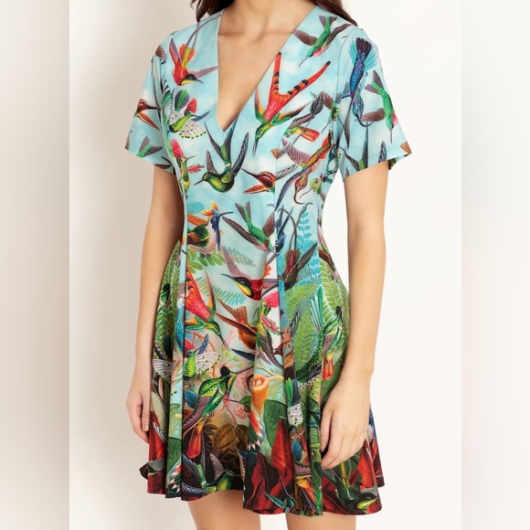 Blackmilk “BIRDS IN PARADISE EVIL V DRESS” Size Medium M NWT - Picture 4 of 14